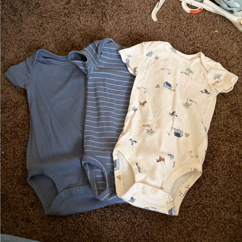 Carter's Blue and Cream Bodysuit Set